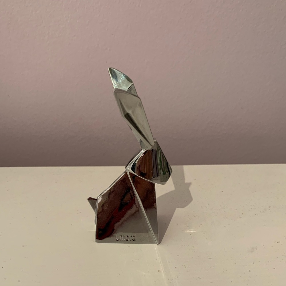 JEWELRY HOLDER